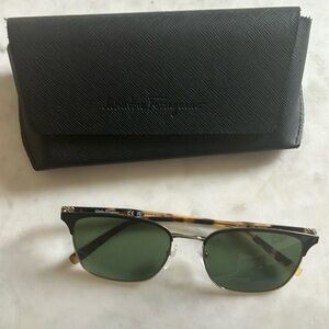 Ferragamo sunnies